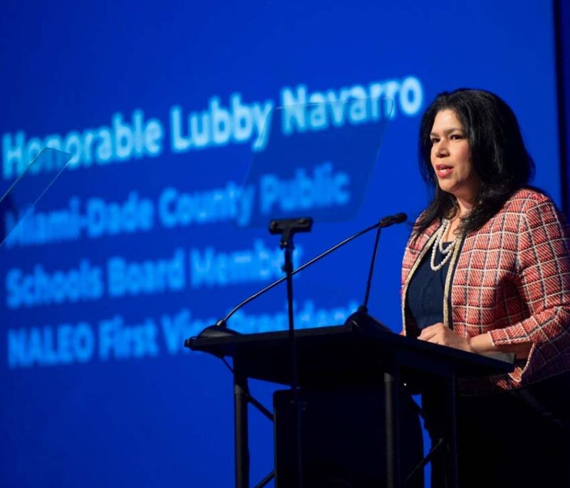 De huir de Cuba por la libertad a presidente de NALEO: Dr. Lubby Navarro hacia la difusión de esperanza lubbynaleof 800x685 1