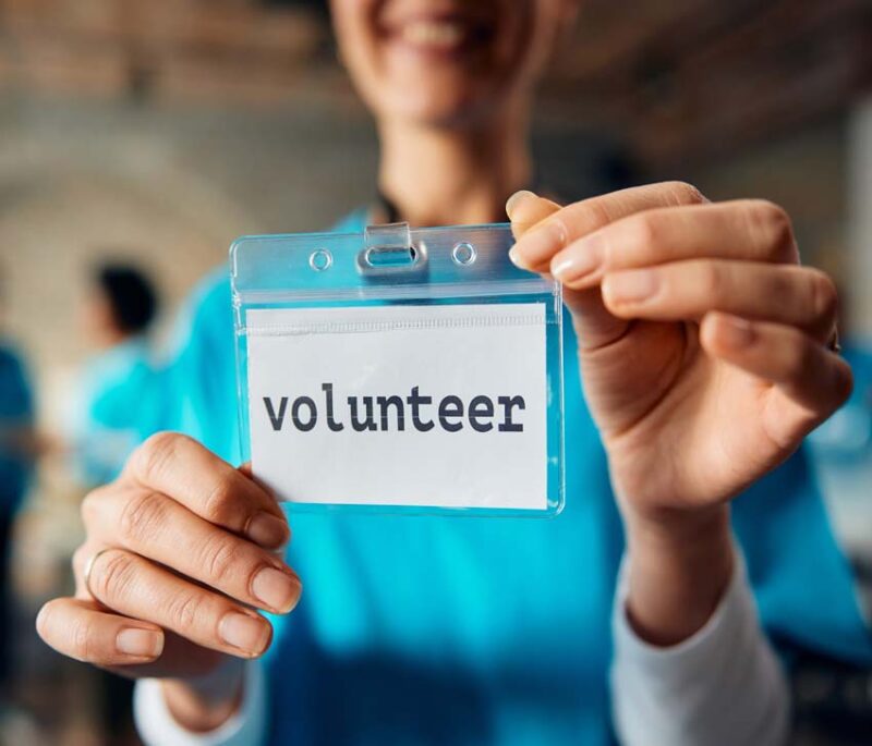 Volunteering Together to Build Friendships and Strengthen Bonds voluntertdfa 800x685 1