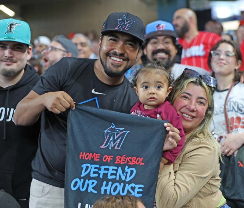 Miami Marlins Opening Weekend—Events & Family Fun marlinfan 800x685 1